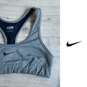 2/$20 🩷 Nike - Grey Sports Bra